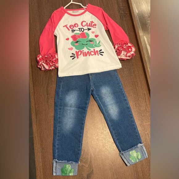 Other - Girl's Toddler St. Patrick's day outfit,  Clover Ruffled Shirt & Denim Leggings